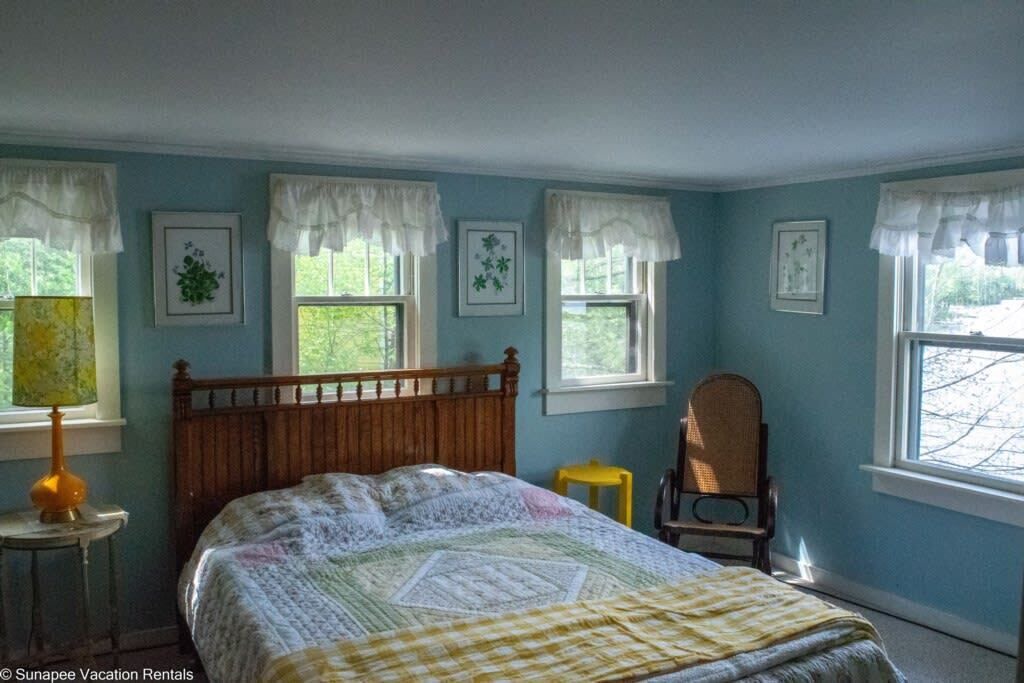 Photo of Bedroom in Sunapee
