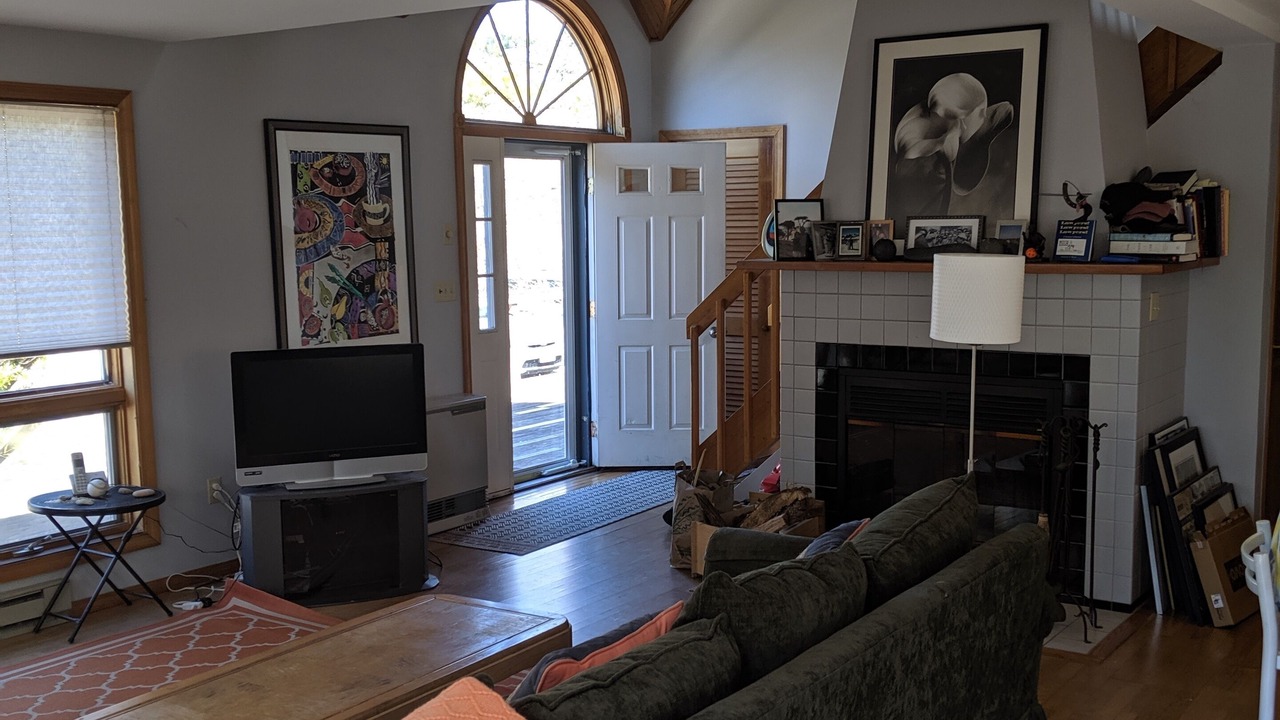 Photo of Livingroom in West Tisbury