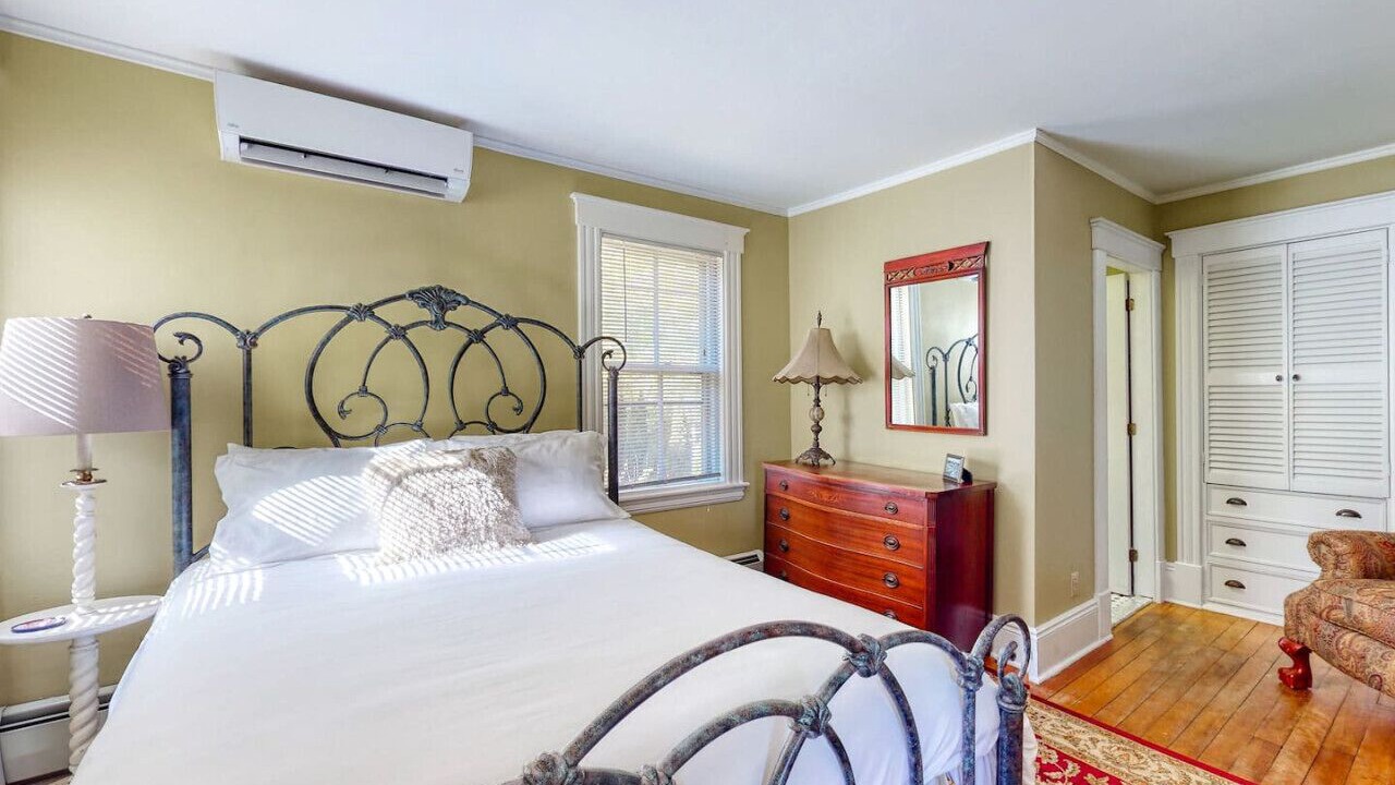 Photo of Bedroom in Ogunquit