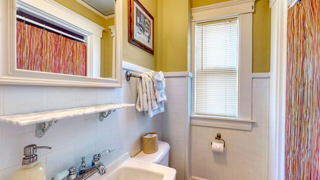 Photo of Bathroom in Ogunquit