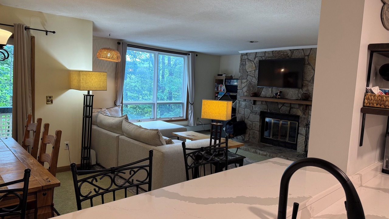 Photo of Livingroom in West Dover