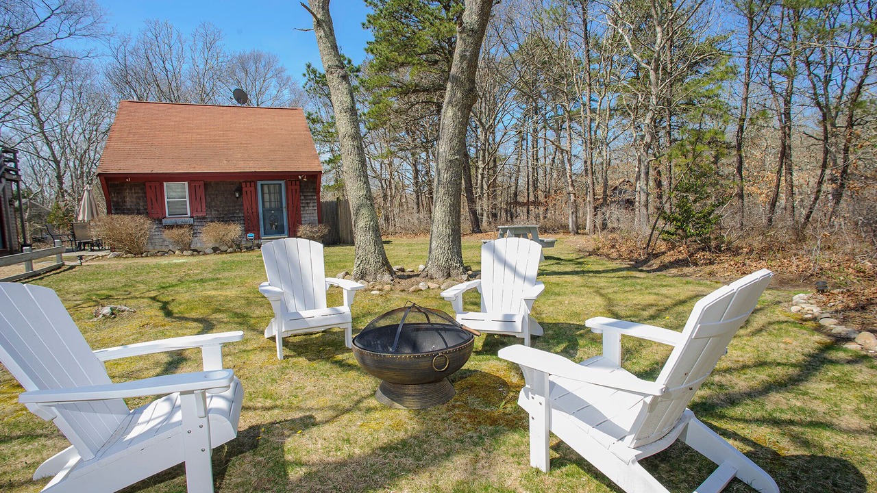 Photo of Patio Balcony in West Tisbury