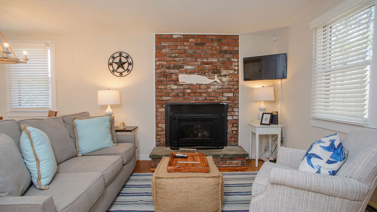 Photo of Livingroom in West Tisbury