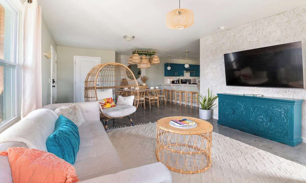 Photo of Livingroom in Ithaca