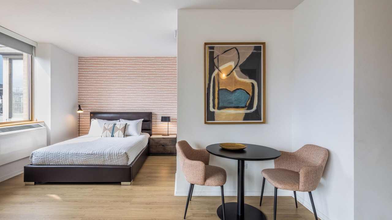 Photo of Bedroom in Midtown South