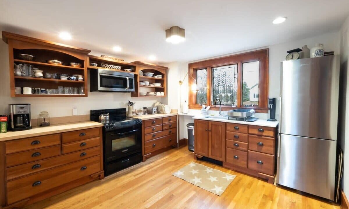 Photo of Kitchen in Lee