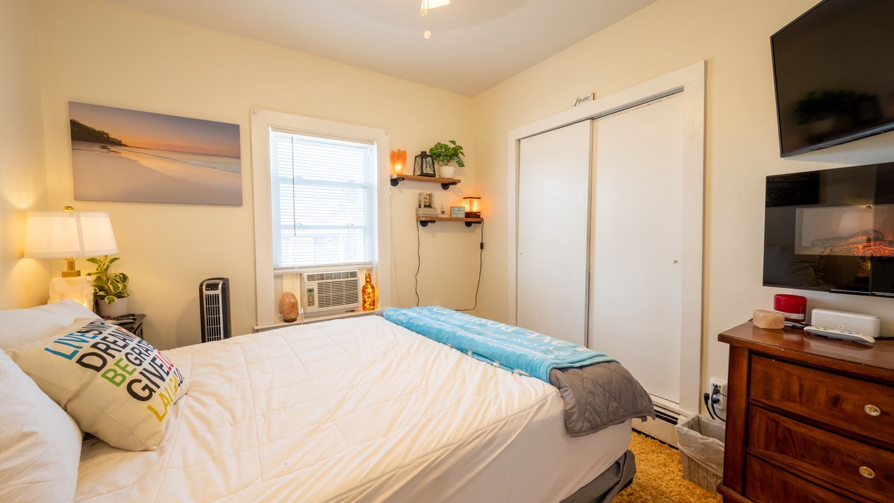 Photo of Bedroom in Hampton