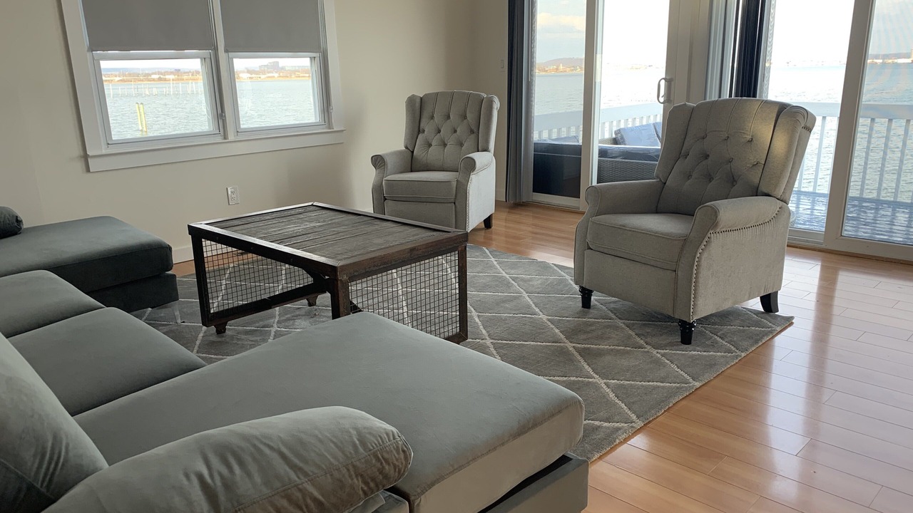 Photo of Livingroom in West Haven