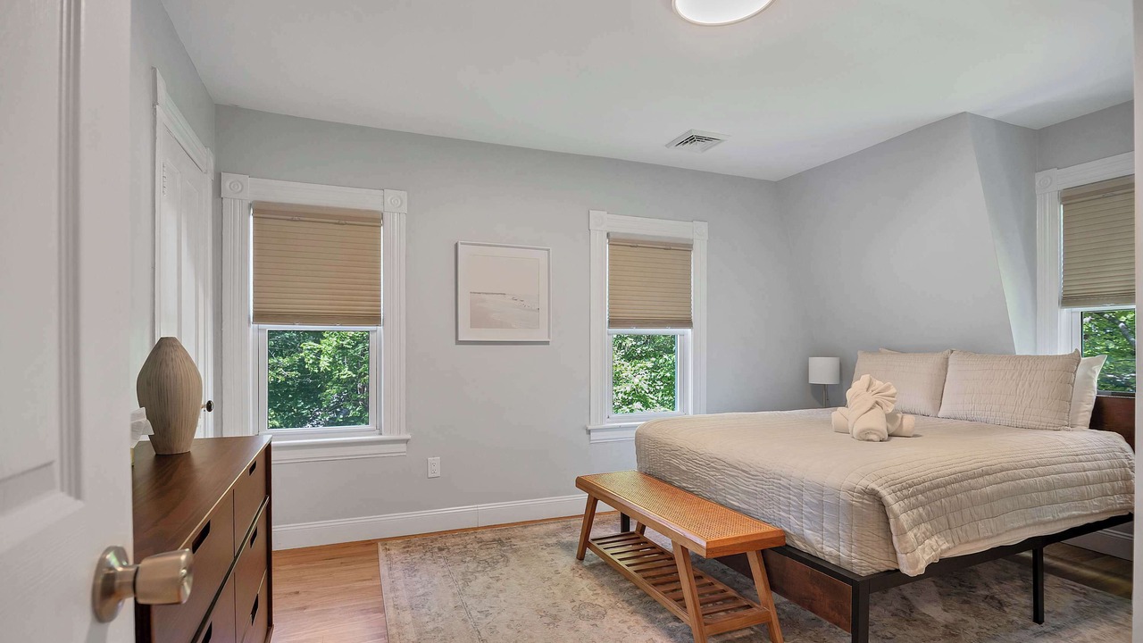 Photo of Bedroom in Mystic