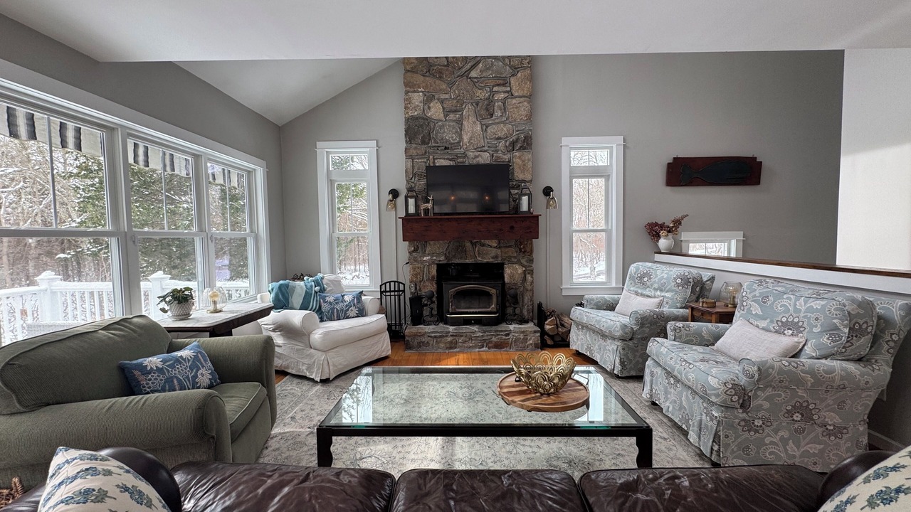 Photo of Livingroom in Charlestown