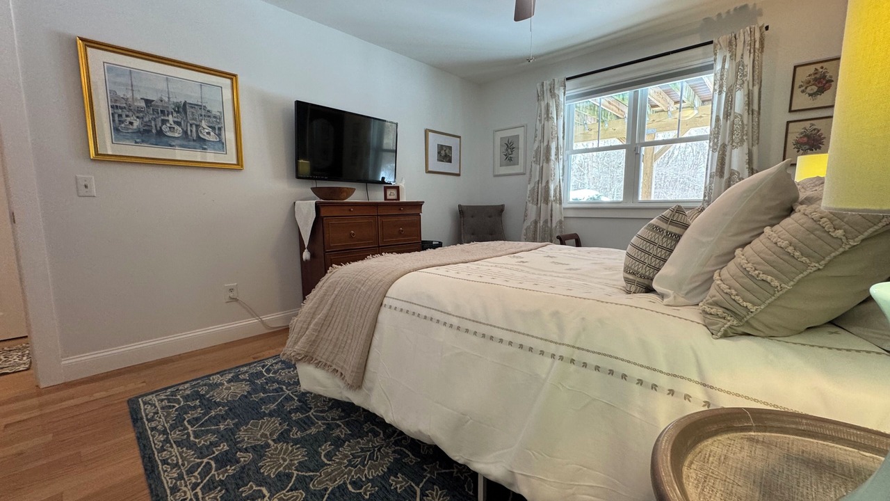 Photo of Bedroom in Charlestown
