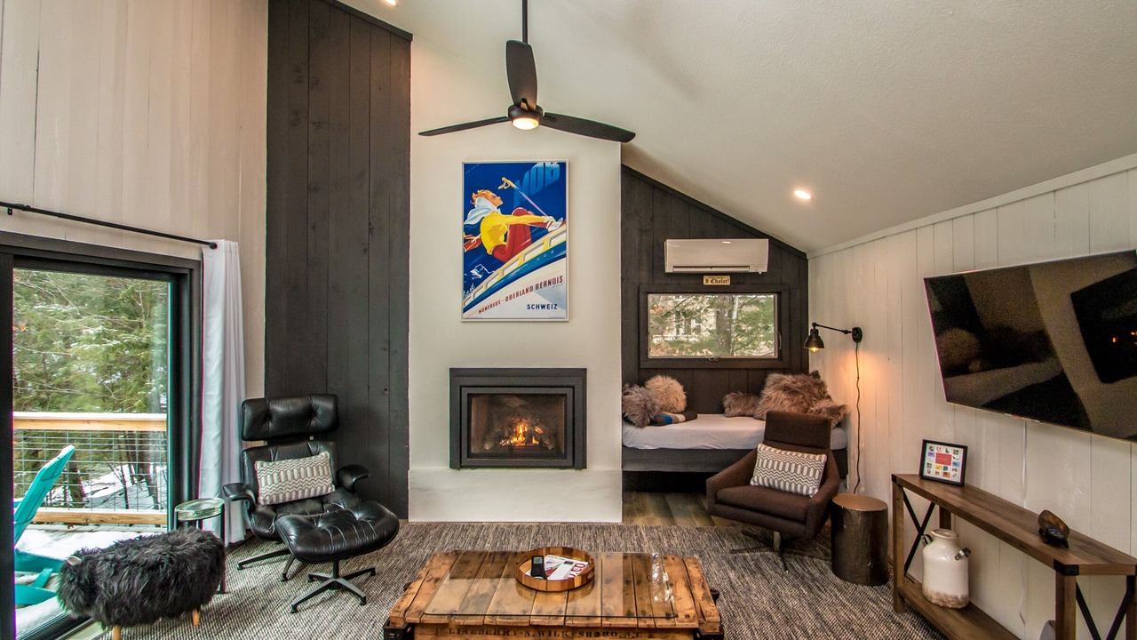 Photo of Livingroom in Bartlett