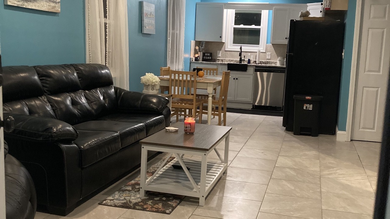 Photo of Livingroom in Hampton
