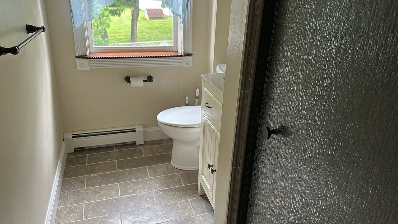 Photo of Bathroom in Niantic