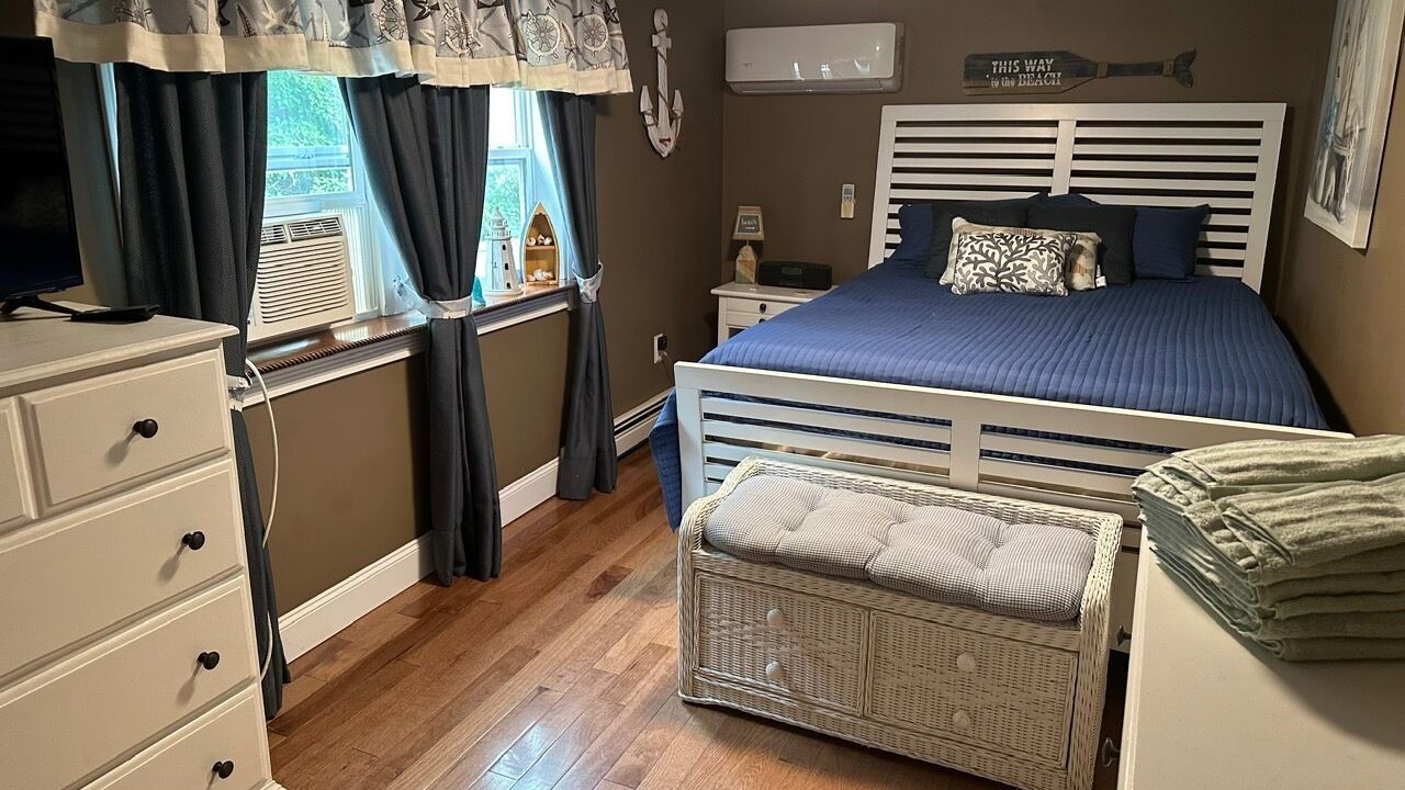 Photo of Bedroom in Niantic