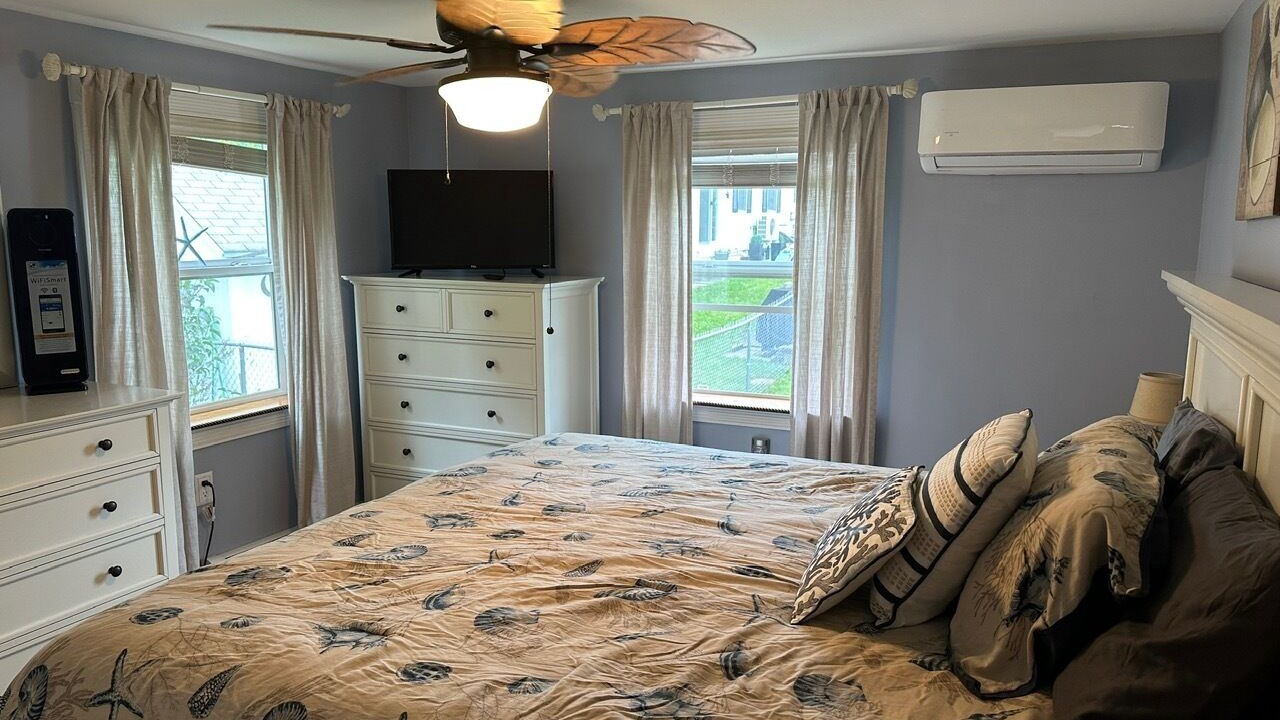 Photo of Bedroom in Niantic