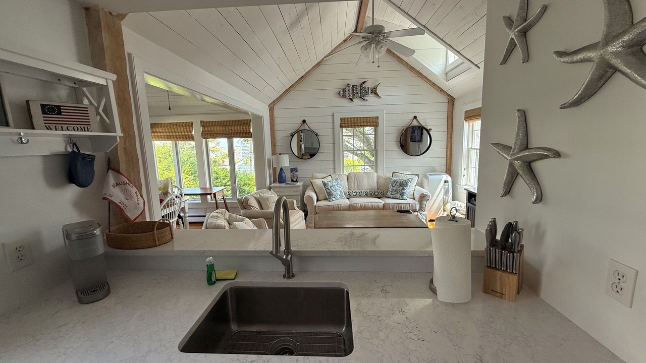 Photo of Livingroom in Mashpee