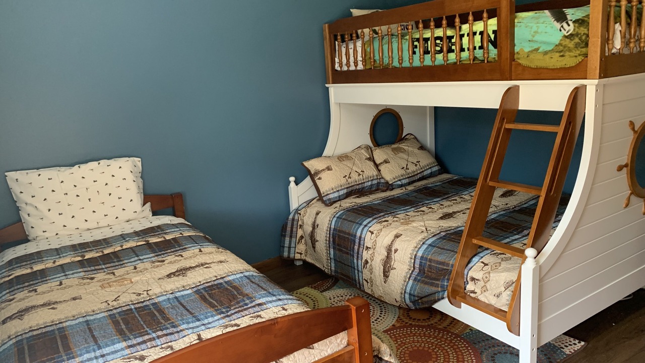 Photo of Bedroom in Rowland