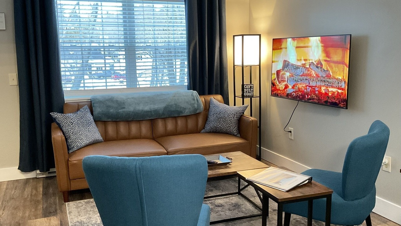 Photo of Livingroom in Suncook