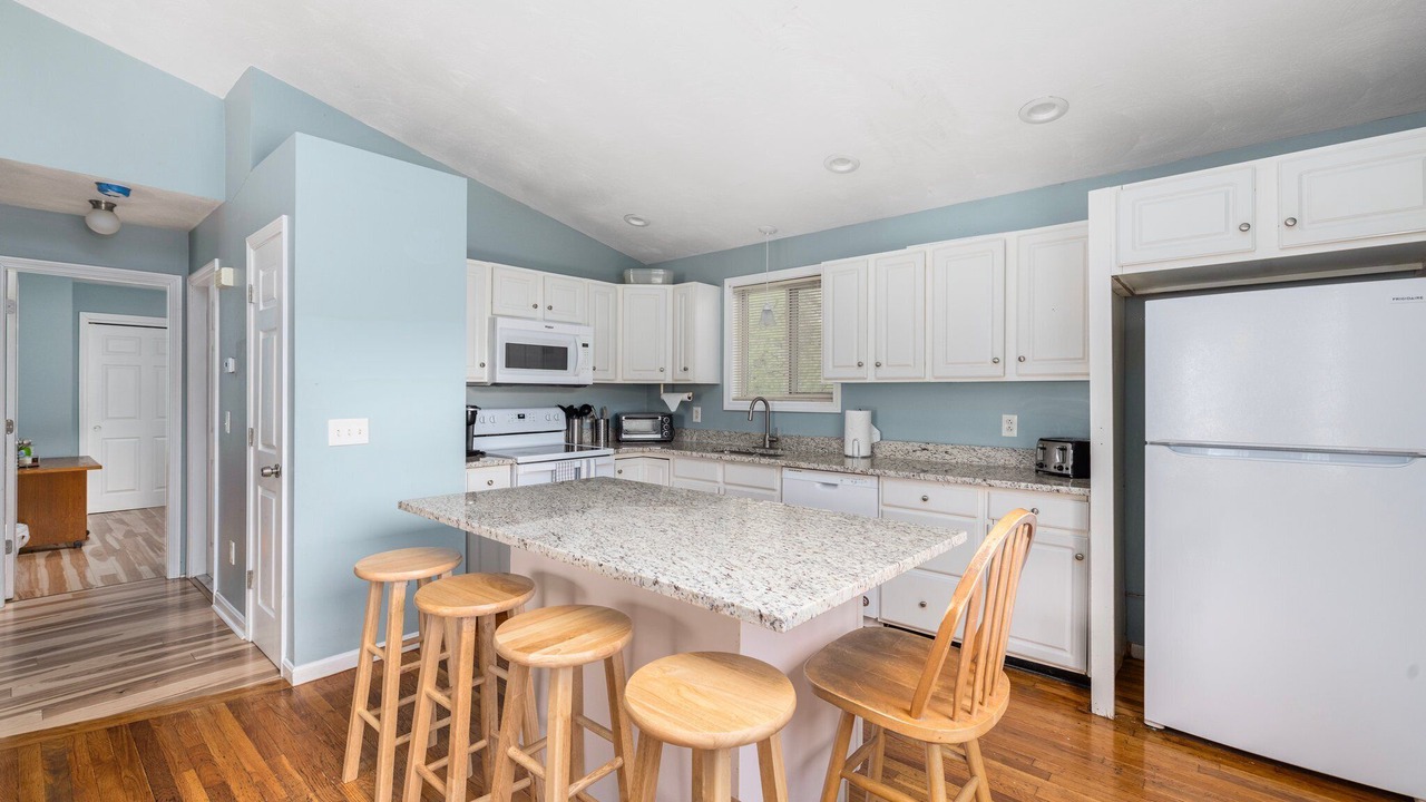 Photo of Kitchen in Saunderstown