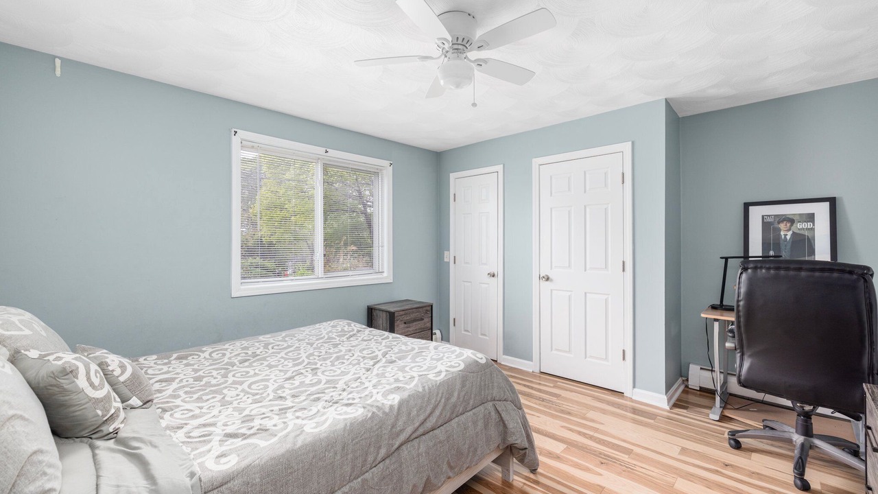 Photo of Bedroom in Saunderstown
