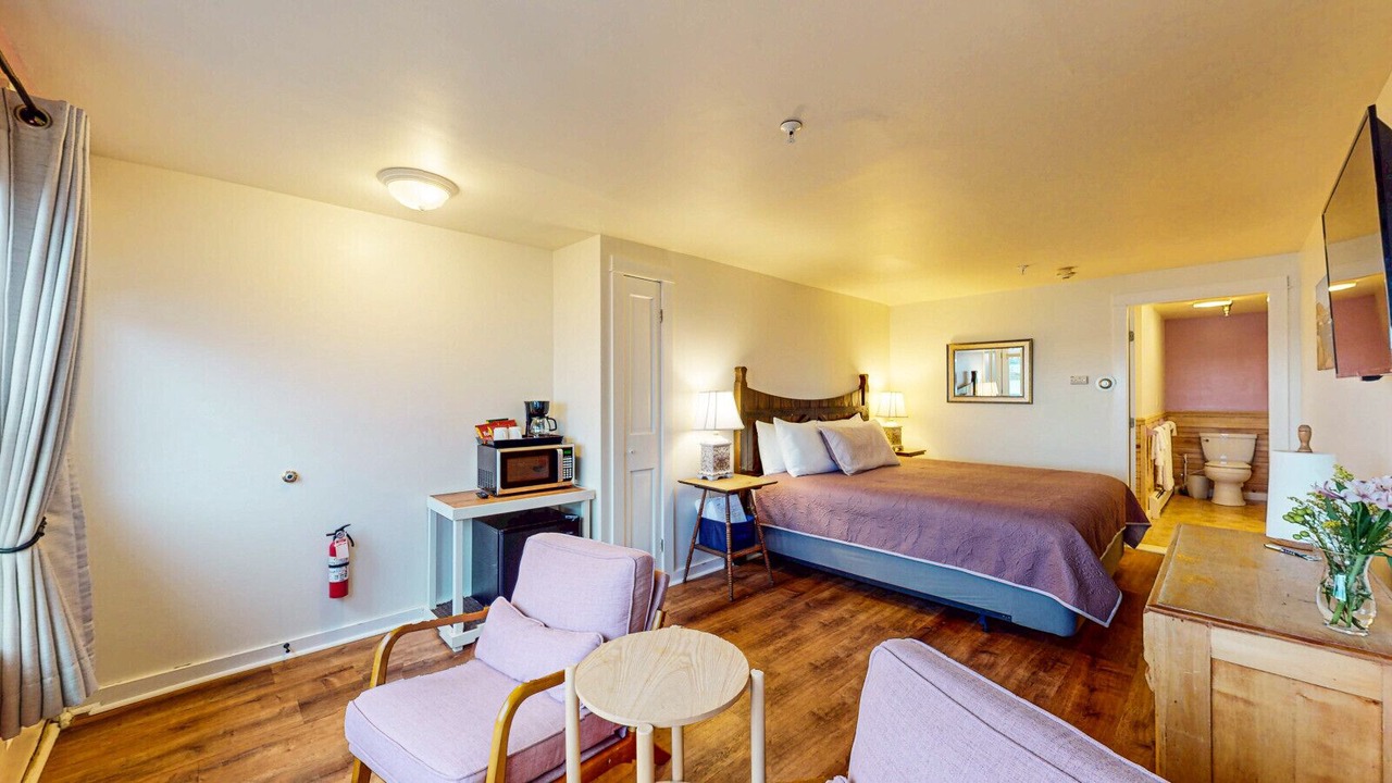 Photo of Bedroom in Stonington