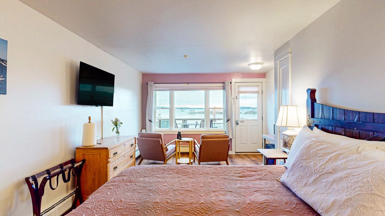 Photo of Bedroom in Stonington