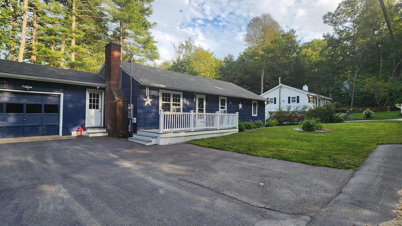 Photo of Outdoor in Weirs Beach