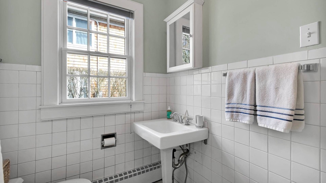 Photo of Bathroom in Village of Southampton