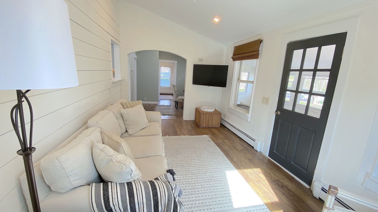 Photo of Livingroom in Nahant