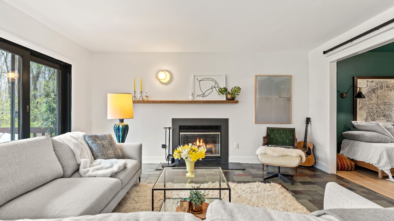 Photo of Livingroom in Sharon