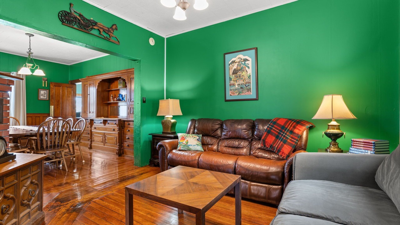 Photo of Livingroom in North Troy