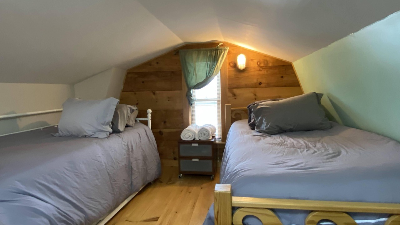 Photo of Bedroom in Warren
