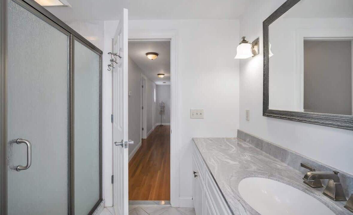 Photo of Bathroom in Niantic