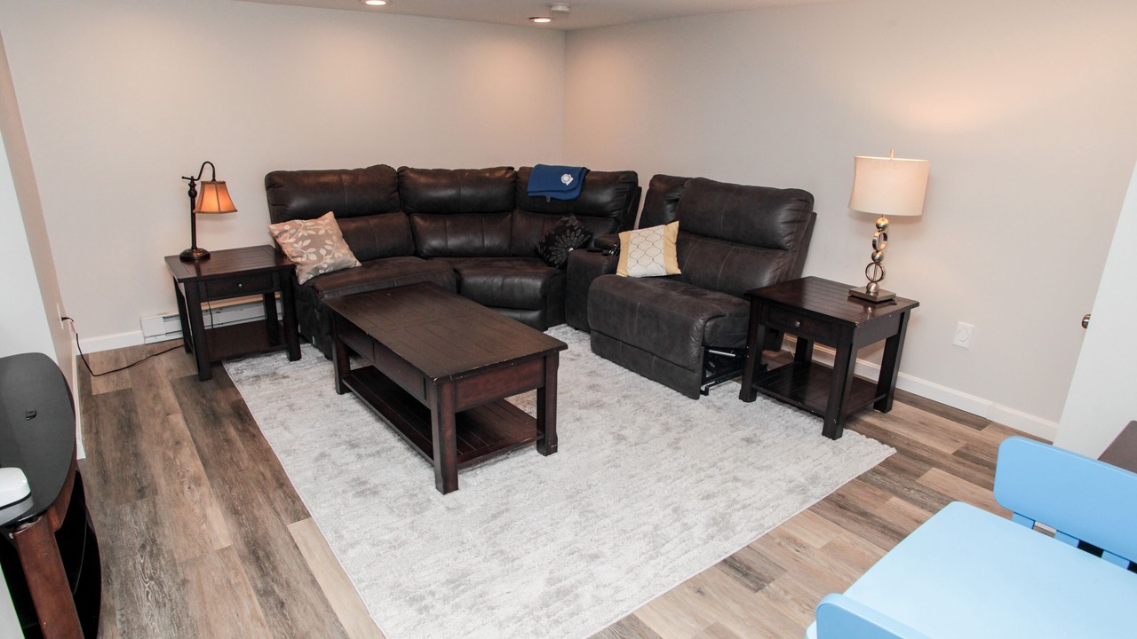 Photo of Livingroom in Easton's Point