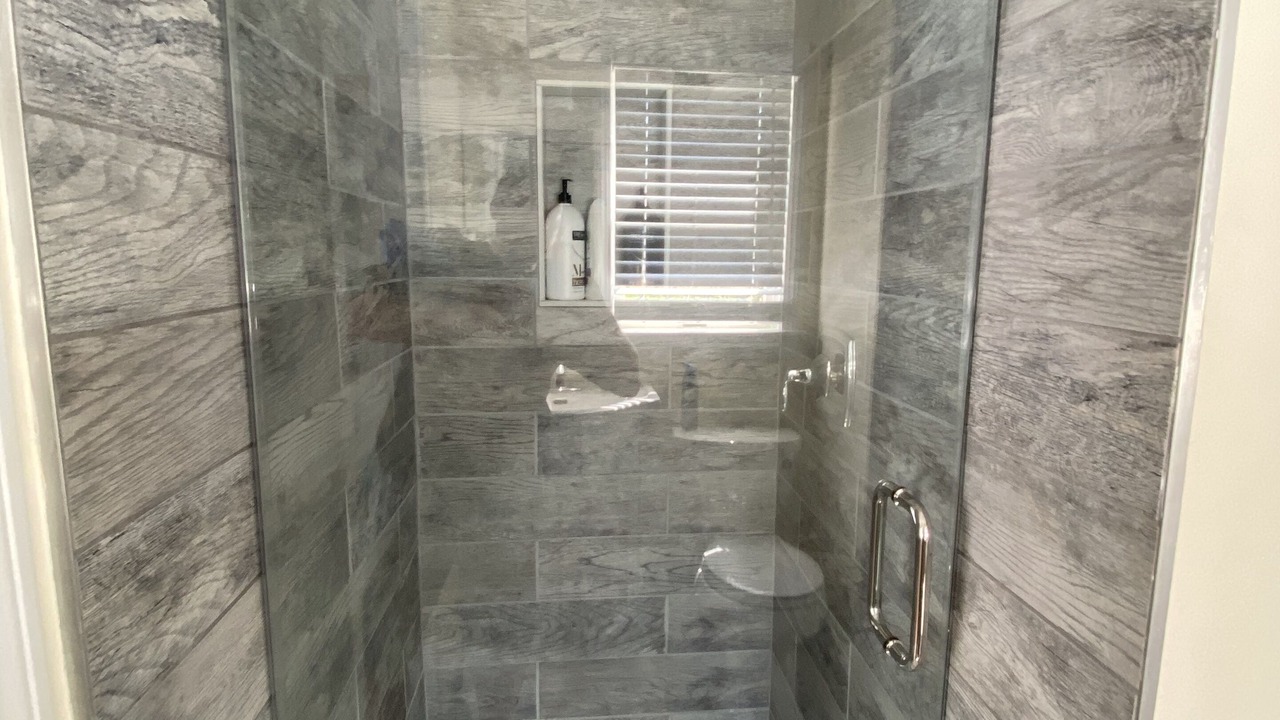 Photo of Bathroom in Easton's Point