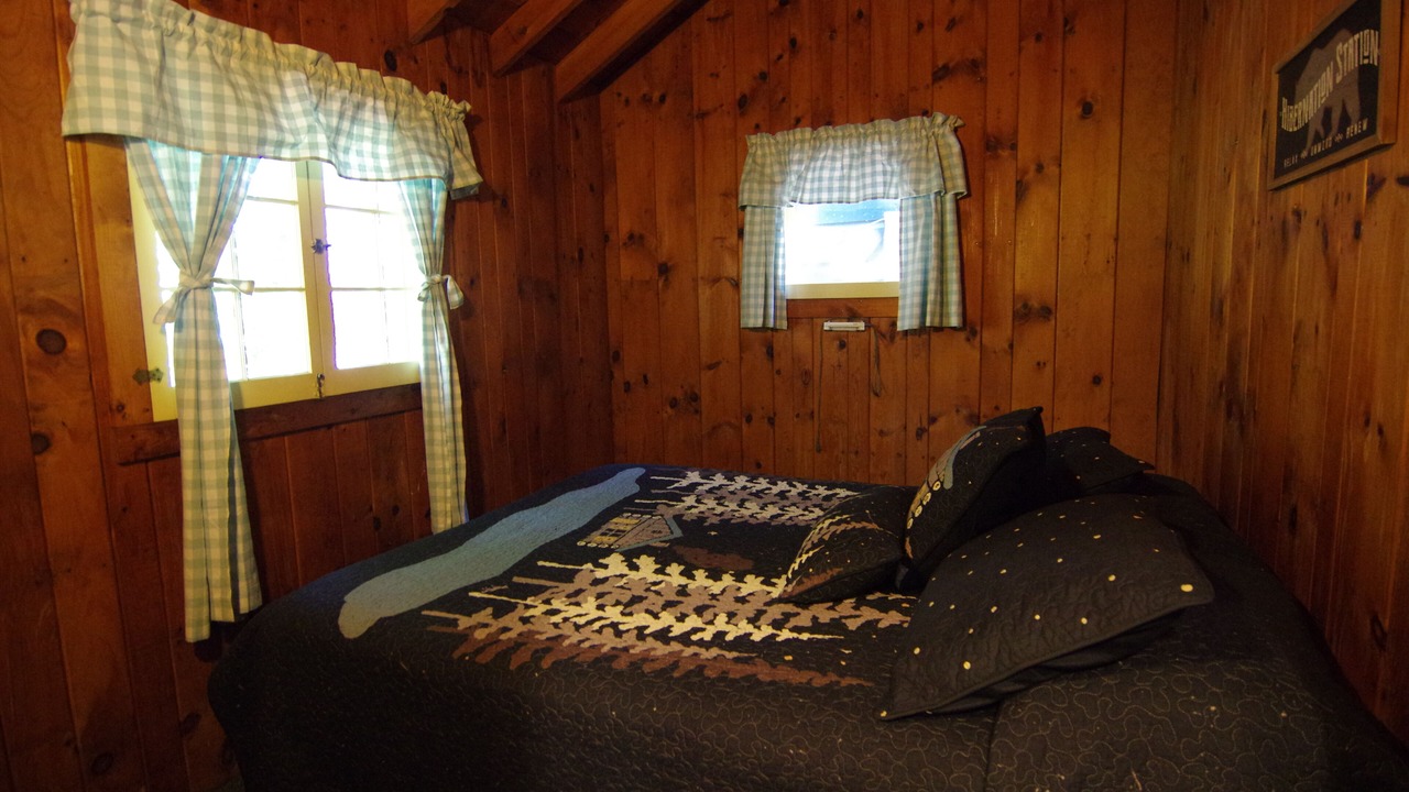 Photo of Bedroom in Lake George