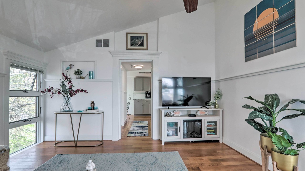 Photo of Bedroom in Mashpee