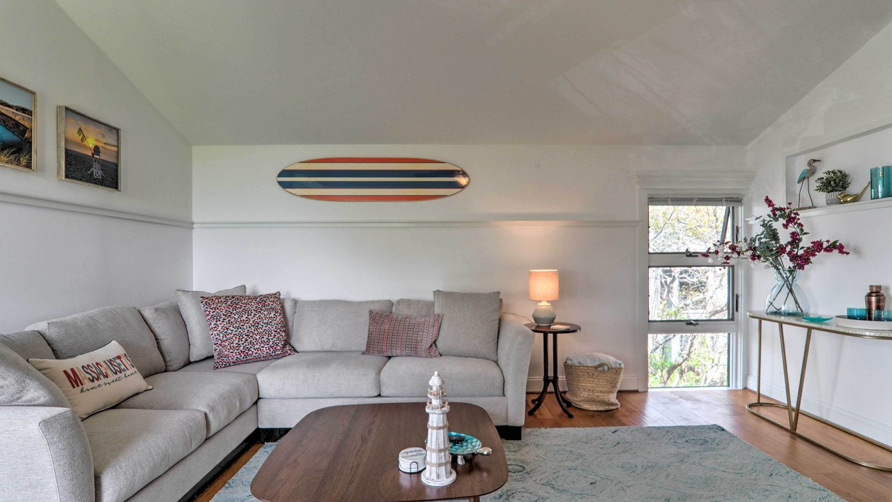Photo of Livingroom in Mashpee