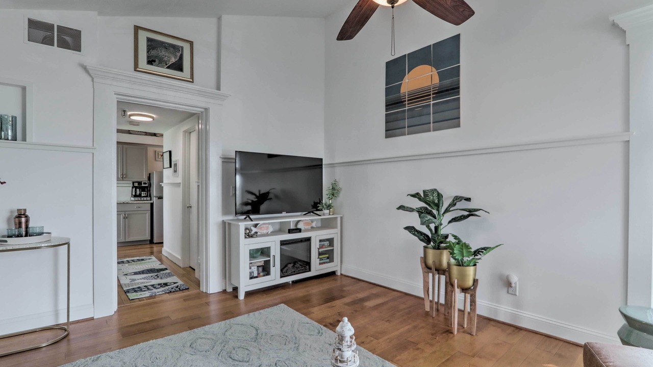 Photo of Livingroom in Mashpee