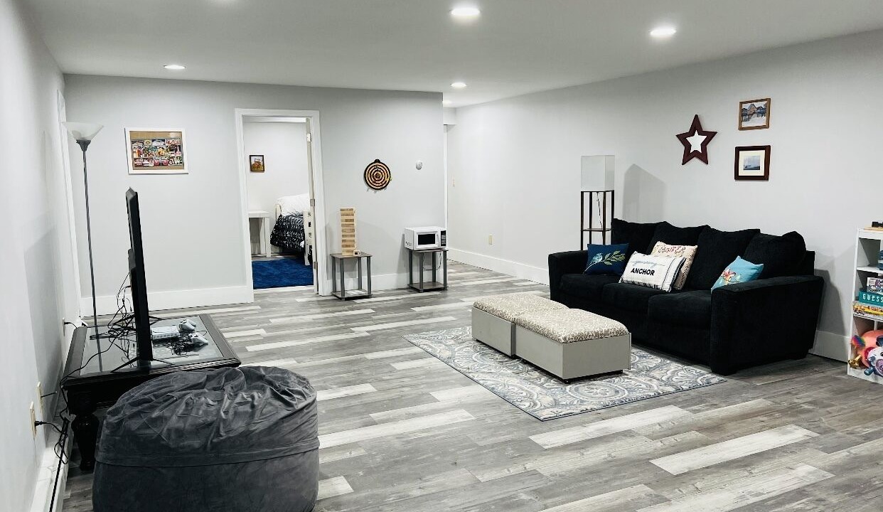 Photo of Livingroom in Cumberland Center
