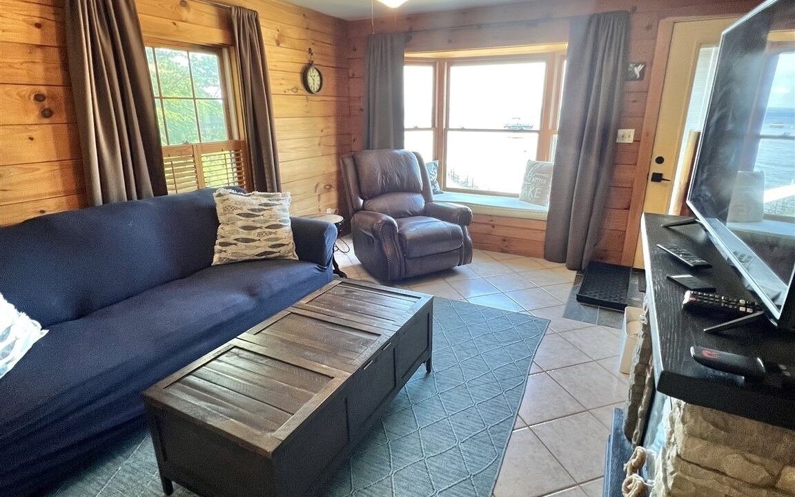 Photo of Livingroom in Standish