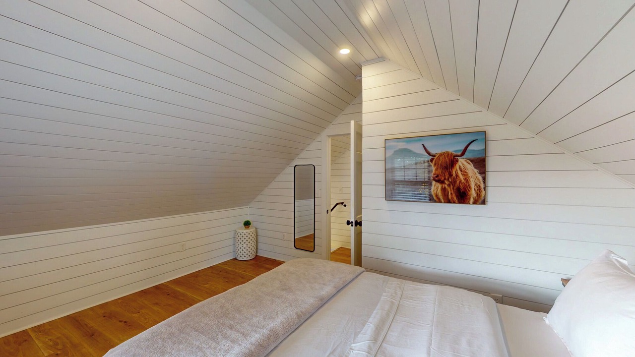 Photo of Bedroom in Mystic