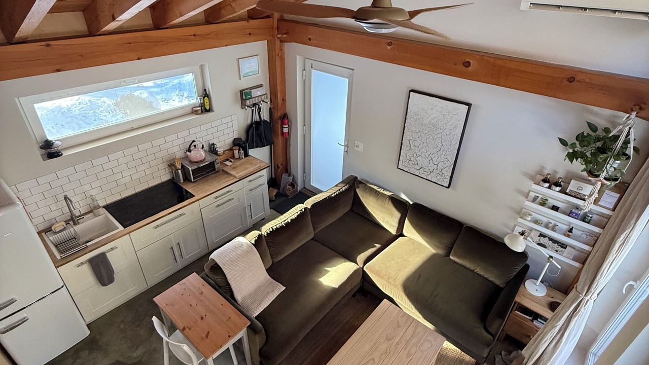 Photo of Livingroom in Putney