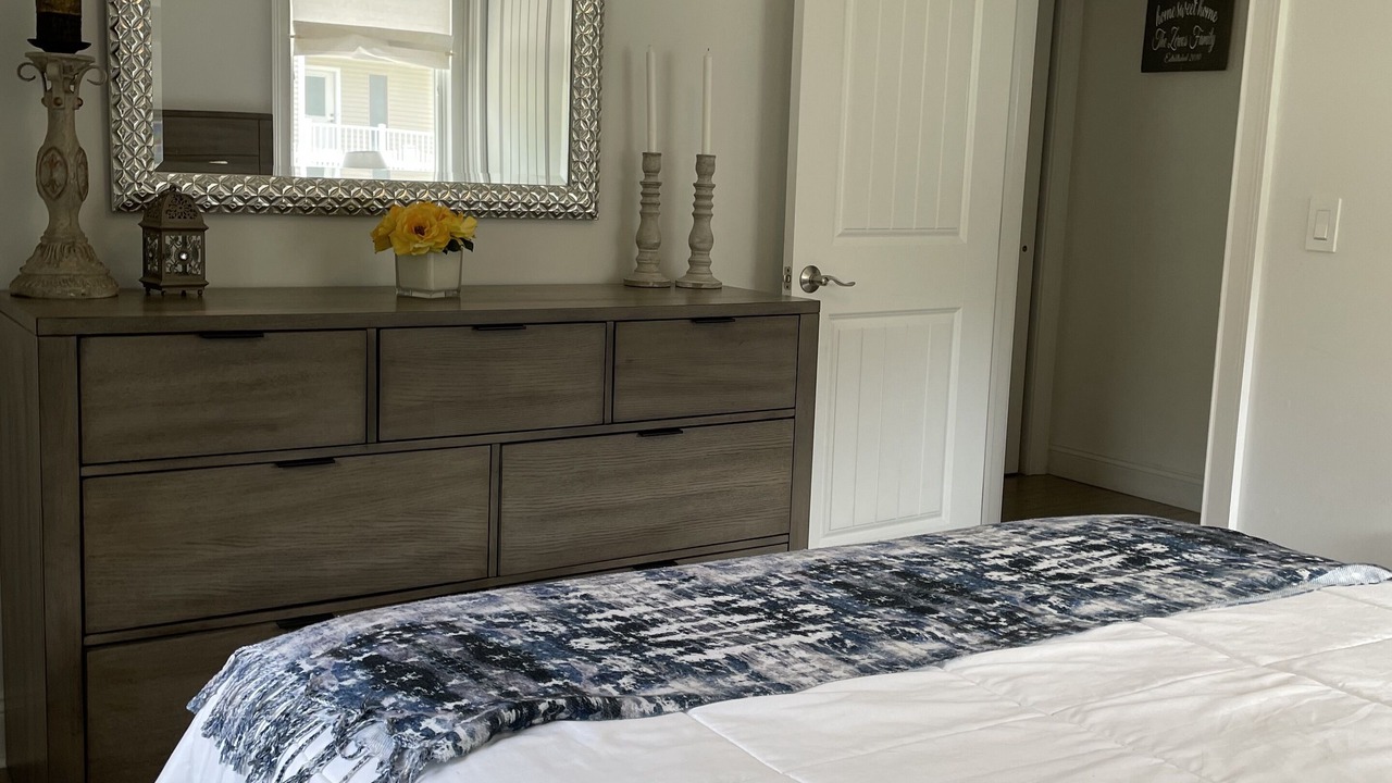 Photo of Bedroom in Greenport West