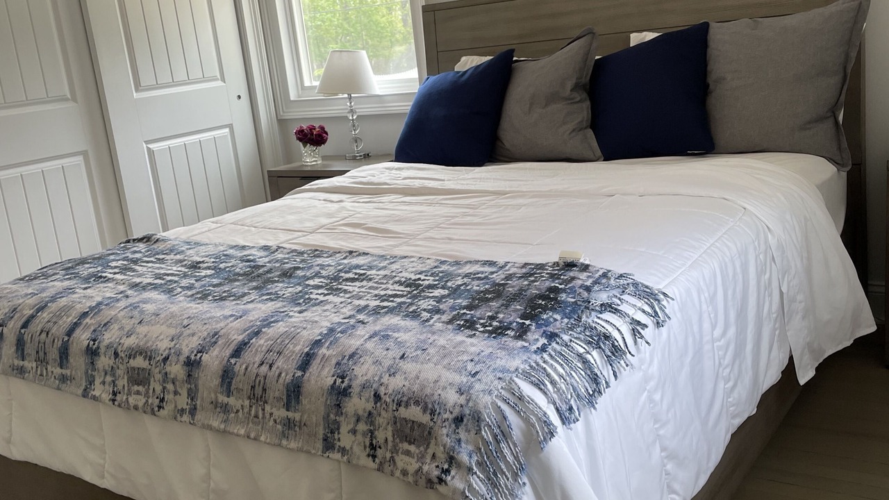 Photo of Bedroom in Greenport West
