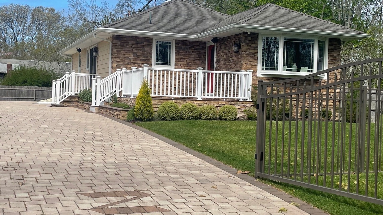Photo of Outdoor in Greenport West
