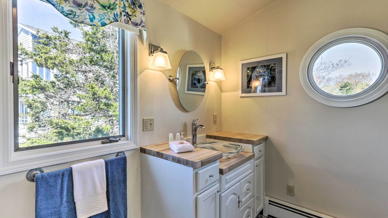 Photo of Bathroom in Westbrook Center