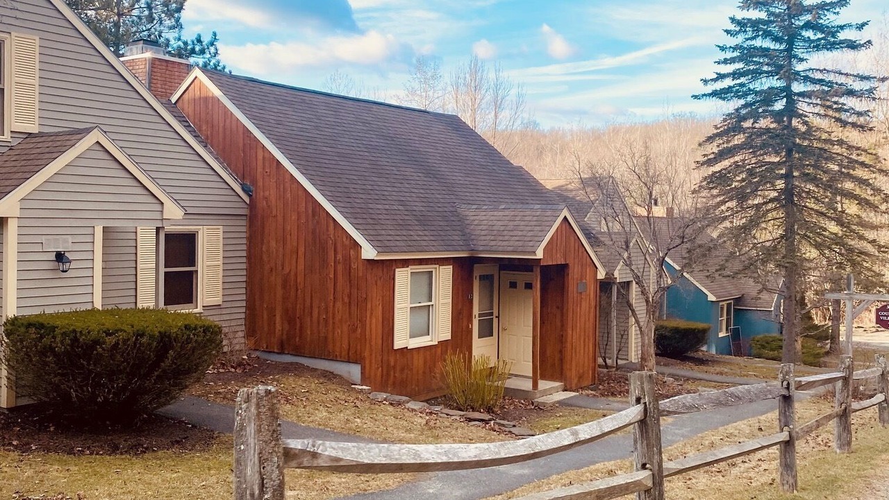Photo of Outdoor in Hancock