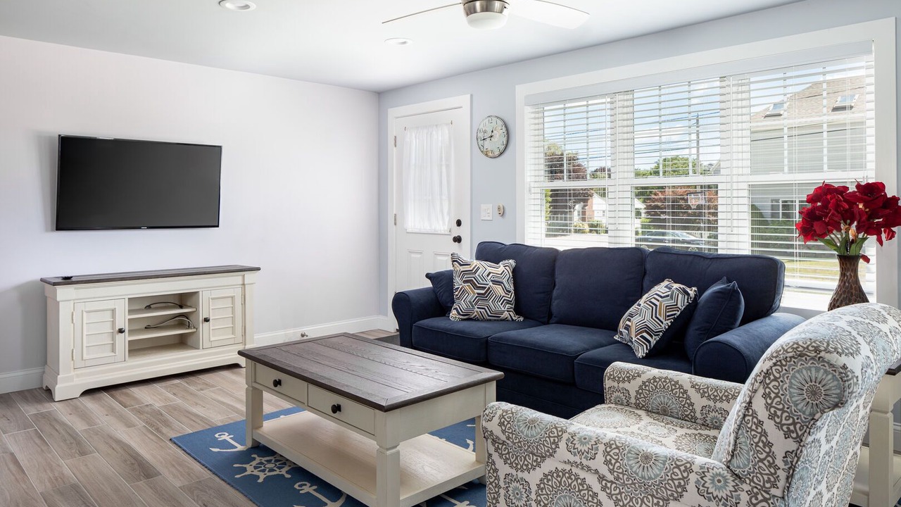 Photo of Livingroom in Narragansett